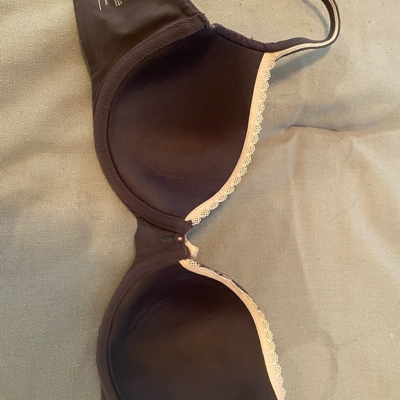 Victoria’s Secret Body By Victoria Bra - Picture 3 of 3